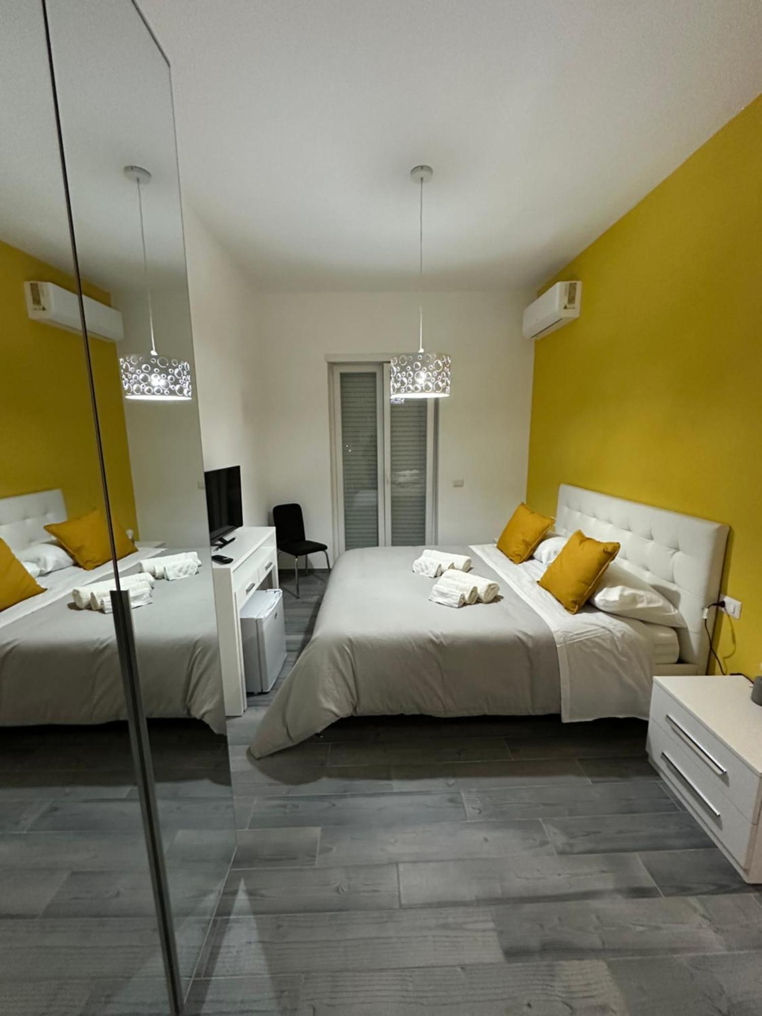 La Parthenope Suites ポルティチ エクステリア 写真